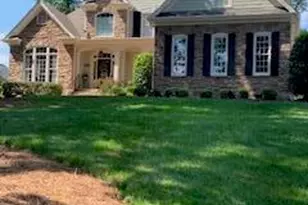 83 Broad Leaf Ct, Chapel Hill, NC 27517 - Photo 3