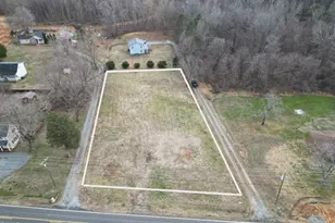 7626 E Washington Street St, Mebane, NC 27302 - Photo 1