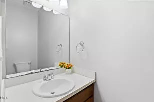 6152 Loch Laural Ln, Raleigh, NC 27613 - Photo 9