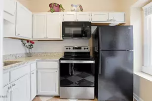 6152 Loch Laural Ln, Raleigh, NC 27613 - Photo 15