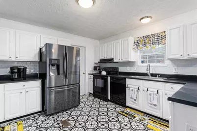 410 W Old Glencoe Road, Burlington, NC 27217 - Photo 9