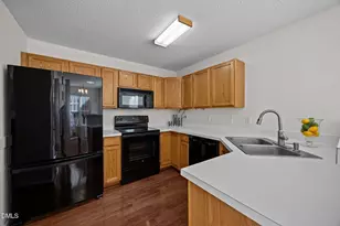 101 Stanopal Dr, Cary, NC 27511 - Photo 9