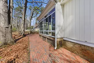 828 Valerie Dr, Raleigh, NC 27606 - Photo 29