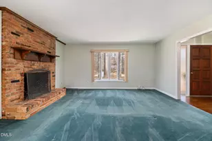 828 Valerie Dr, Raleigh, NC 27606 - Photo 7