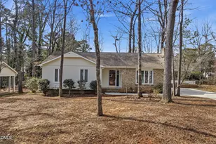 828 Valerie Dr, Raleigh, NC 27606 - Photo 25