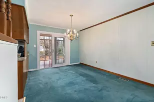 828 Valerie Dr, Raleigh, NC 27606 - Photo 9