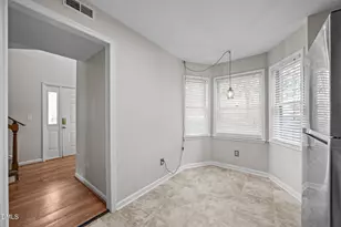 404 Broad Leaf Cir, Raleigh, NC 27613 - Photo 9