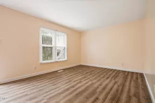 121 Westview Dr, Carrboro, NC 27510 - Photo 3