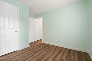 121 Westview Dr, Carrboro, NC 27510 - Photo 11