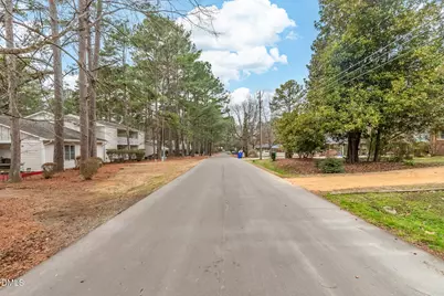 121 Westview Drive #Apt 27, Carrboro, NC 27510 - Photo 19