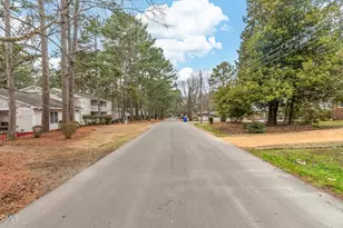 121 Westview Dr, Carrboro, NC 27510 - Photo 19