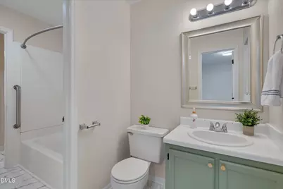 6528 Hearthstone Drive E, Raleigh, NC 27615 - Photo 23