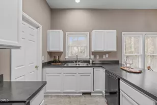 420 Johnson St, Garner, NC 27529 - Photo 17