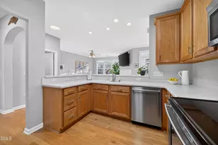 5435 Silver Moon Ln, Raleigh, NC 27606 - Photo 15