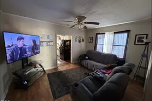 419 Oak St, Henderson, NC 27536 - Photo 11