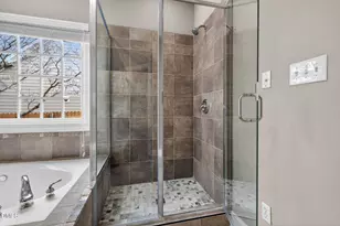 102 Travilah Oaks Ln, Cary, NC 27518 - Photo 25