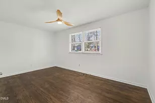 407 Hickory Dr, Chapel Hill, NC 27517 - Photo 15