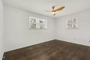 407 Hickory Dr, Chapel Hill, NC 27517 - Photo 13