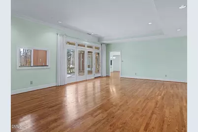 305 Sutherland Court, Durham, NC 27712 - Photo 15