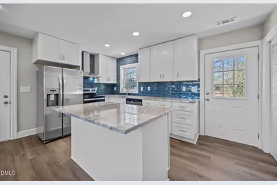 720 S Wakefield Street, Zebulon, NC 27597 - Photo 7