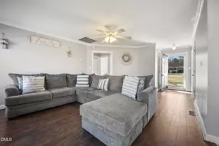 113 Dawn Ave, Four Oaks, NC 27524 - Photo 5