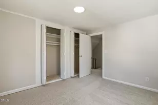 933 St Marys St, Raleigh, NC 27605 - Photo 25