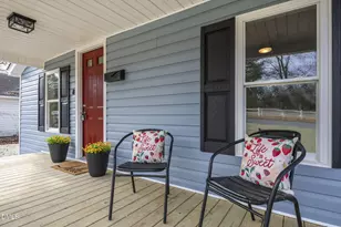 303 Graves St, Selma, NC 27576 - Photo 5