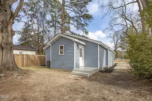 303 Graves St, Selma, NC 27576 - Photo 35