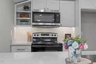 303 Graves St, Selma, NC 27576 - Photo 21