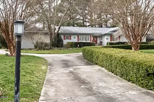 1114 Burning Tree Dr, Chapel Hill, NC 27517 - Photo 3