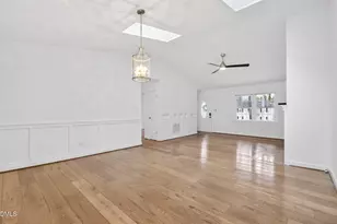 1027 Castalia Dr, Cary, NC 27513 - Photo 15