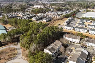 8621 Neuse Club Ln, Raleigh, NC 27616 - Photo 37