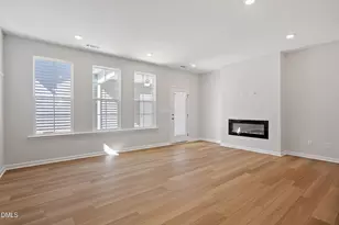 204 White Oak Gdn Wy, Garner, NC 27529 - Photo 9