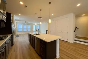 2550 Frg Vlg Wy, Apex, NC 27523 - Photo 17