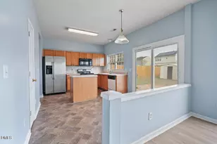 2913 Hayling Dr, Raleigh, NC 27610 - Photo 9