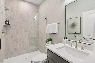 1055 Zelkova Ln, Chapel Hill, NC 27517 - Photo 5