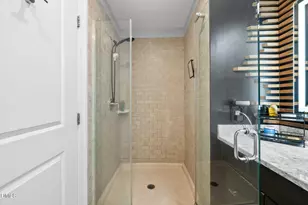 400 W North St, Raleigh, NC 27603 - Photo 23