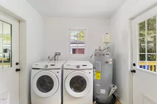 604 Oak St, Fuquay-Varina, NC 27526 - Photo 13