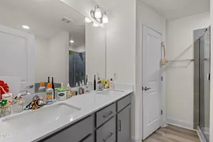 389 Channel Drop Dr, Clayton, NC 27520 - Photo 23