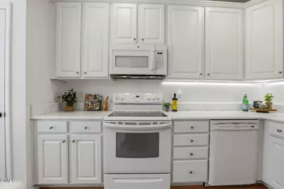 102 Brush Stream Drive, Cary, NC 27511 - Photo 7