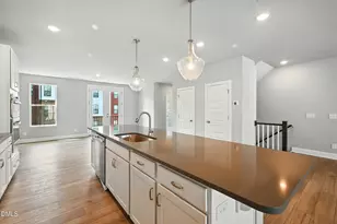 1242 Coach Sta Aly, Raleigh, NC 27601 - Photo 5