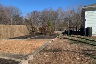 207 N Nash St, Hillsborough, NC 27278 - Photo 25