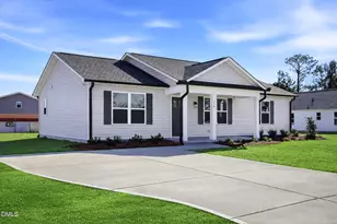 236 Rae St, Warsaw, NC 28398 - Photo 3