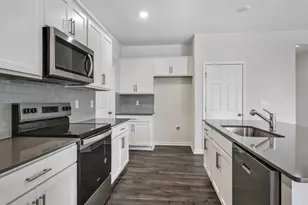 270 Chapel St, Fuquay Varina, NC 27526 - Photo 7