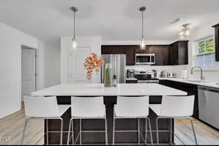 407 Collier St, Smithfield, NC 27577 - Photo 9