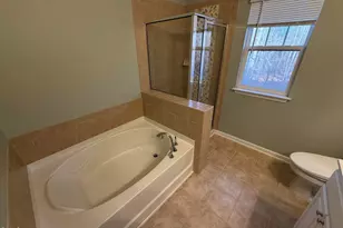 6136 Braidwood Ct, Raleigh, NC 27612 - Photo 9