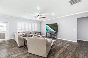 1016 Hollis Cir, Durham, NC 27703 - Photo 15