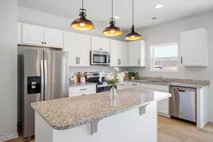 924 Peninsula Pl, Knightdale, NC 27545 - Photo 7