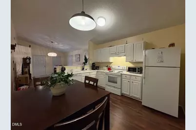 405 Homestead Park Drive, Apex, NC 27502 - Photo 5