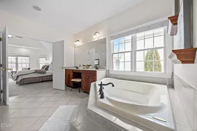 10712 Round Brook Circle, Raleigh, NC 27617 - Photo 29